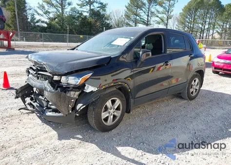 2020 Chevrolet Trax Fwd Ls z USA, uszkodzony, nr VIN KL7CJKSB1LB059214